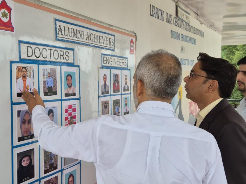 Showcasing the Achievements of Alumni