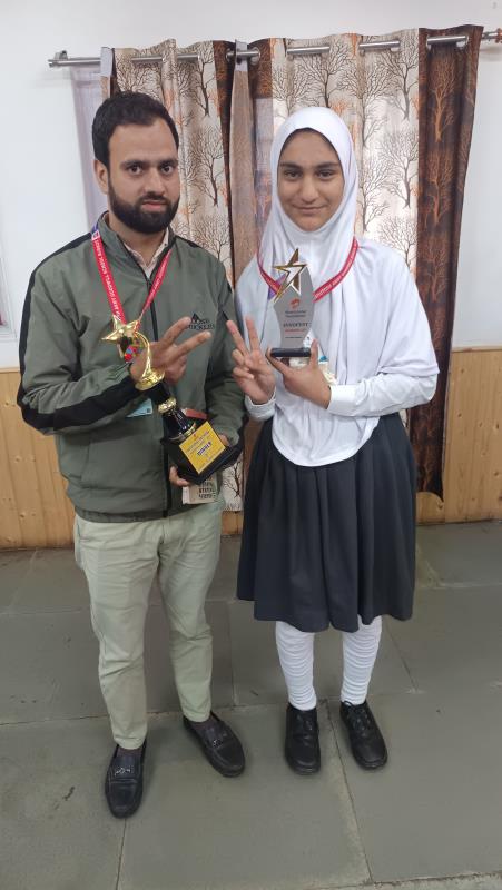 Proud moment for AAGS Budkot! Mr. Rafi Sir won 2nd Position in the Achievers Award 2025 by Bharti Airtel Foundation.